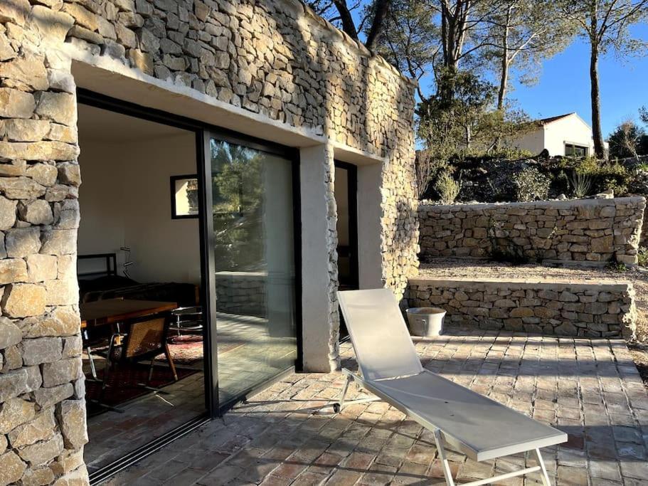Villa Au Cabanon à Pourrieres Extérieur photo