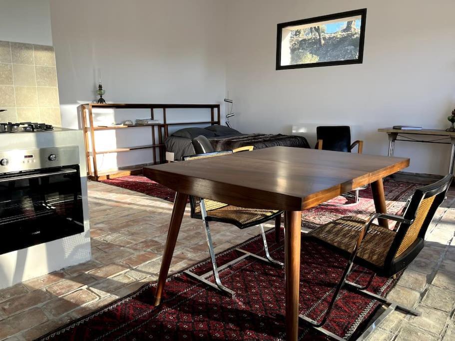 Villa Au Cabanon à Pourrieres Extérieur photo